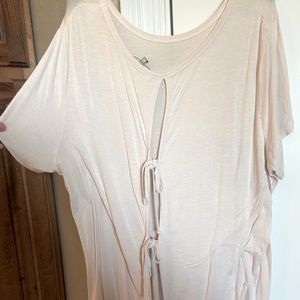 BKE cream top Size Large